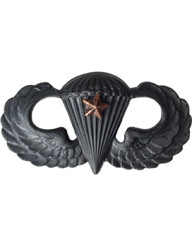 Black Metal Badge Parachutist with  1 Combat Star