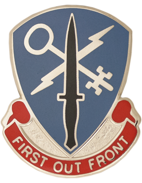 638th Military Intelligence Battalion Unit Crest (First Out Front)