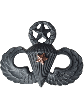 Black Metal Badge Mstr Parachutist with  1 Combat Star